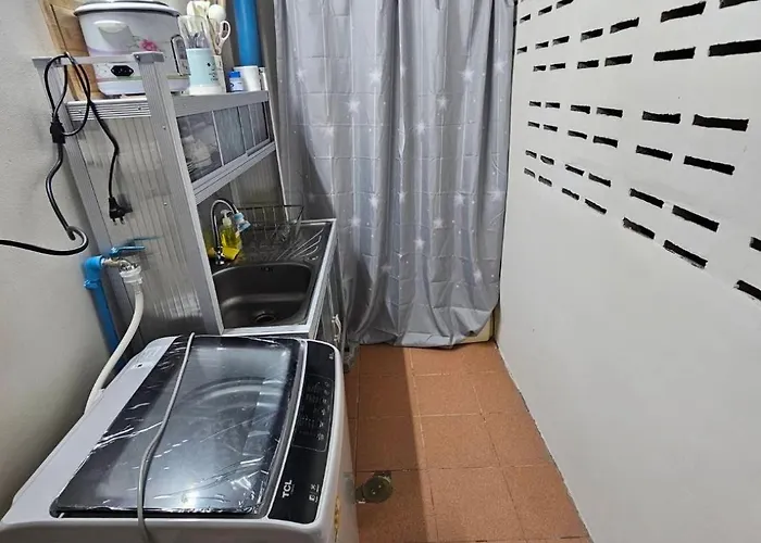 Entired Townhome 2 Bedroom 150m To Taopoon Mrt * Bangkok
